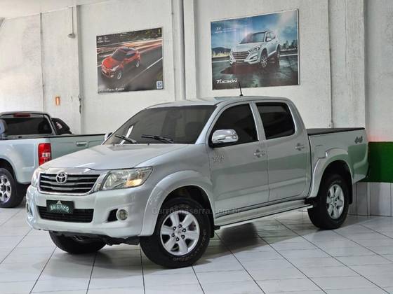TOYOTA HILUX 2.7 SRV 4X4 CD 16V FLEX 4P AUTOMÁTICO